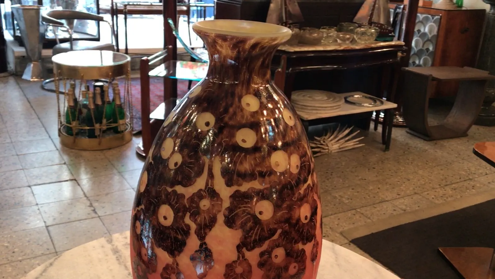 antico vetro decorativo firmato le verre con motivo floreale