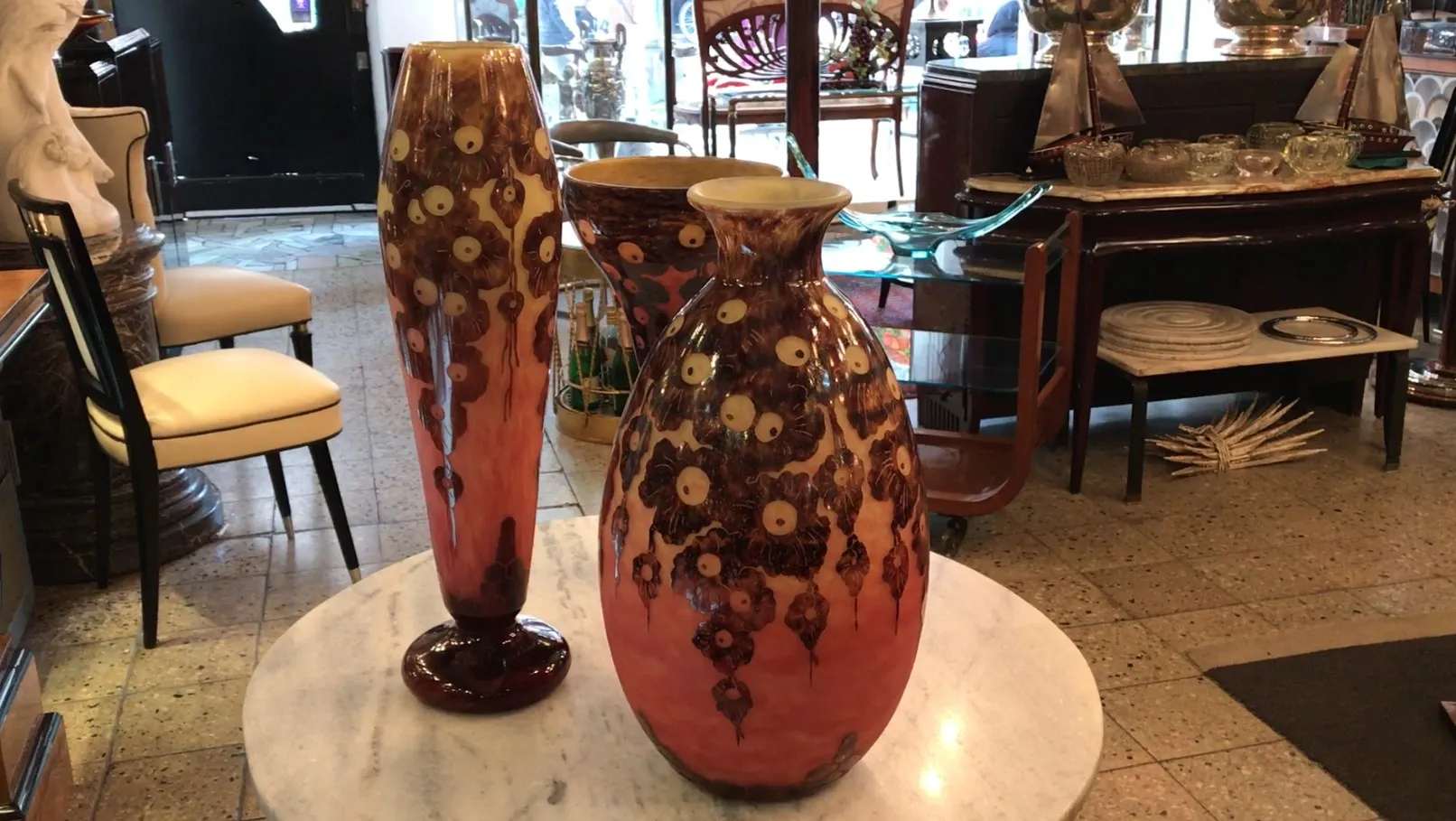 Antiquariato vetro firmato Le Verre decorato in tonalità calde