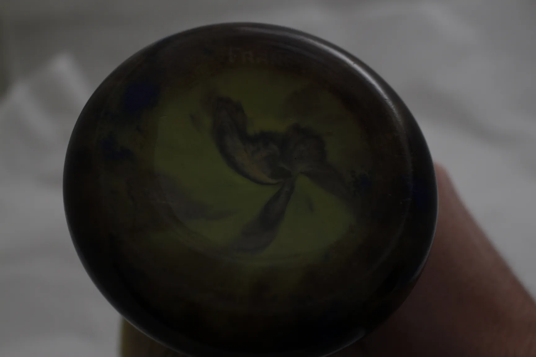 고전 서명된 유리잔, 독특한 다채로운 디자인