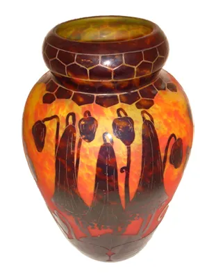 vaso antico decorativo con disegno floreale in tonalità calde