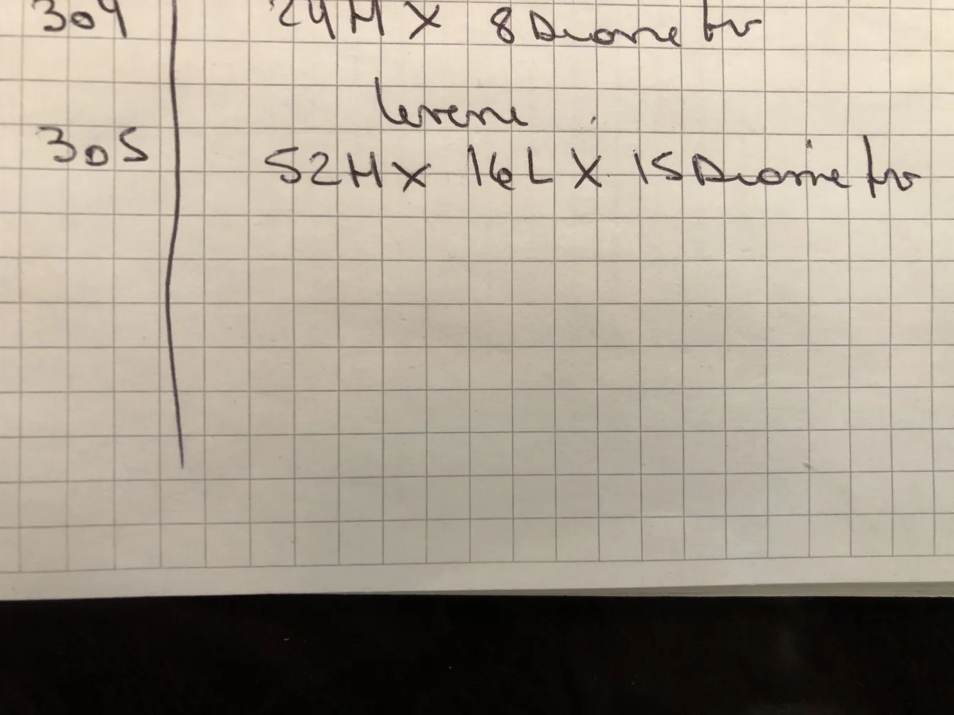 Vidrio firmado Le Verre de antigüedad francesa con detalles.