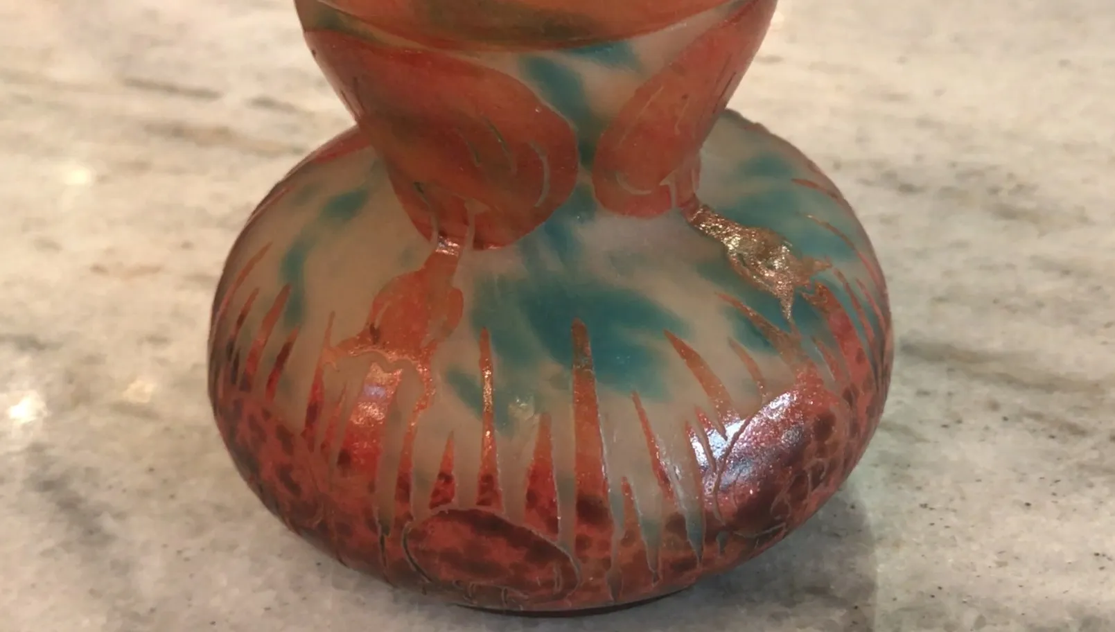 Signed glass Le Verre featuring blue and red tones in a stylized shape, antique.