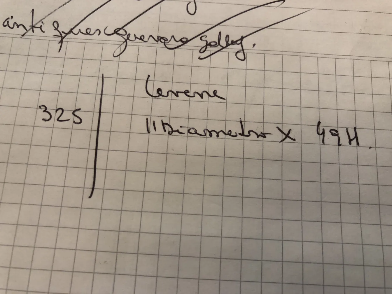 Vidrio antiguo firmado Le Verre con detalles de escritura