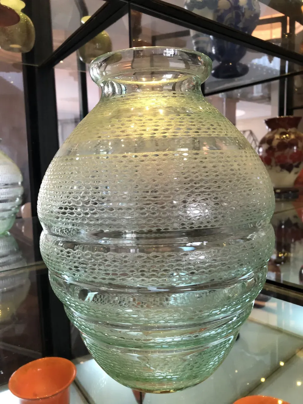 Antike Glasflasche mit Blasen, signiert Daum Nancy