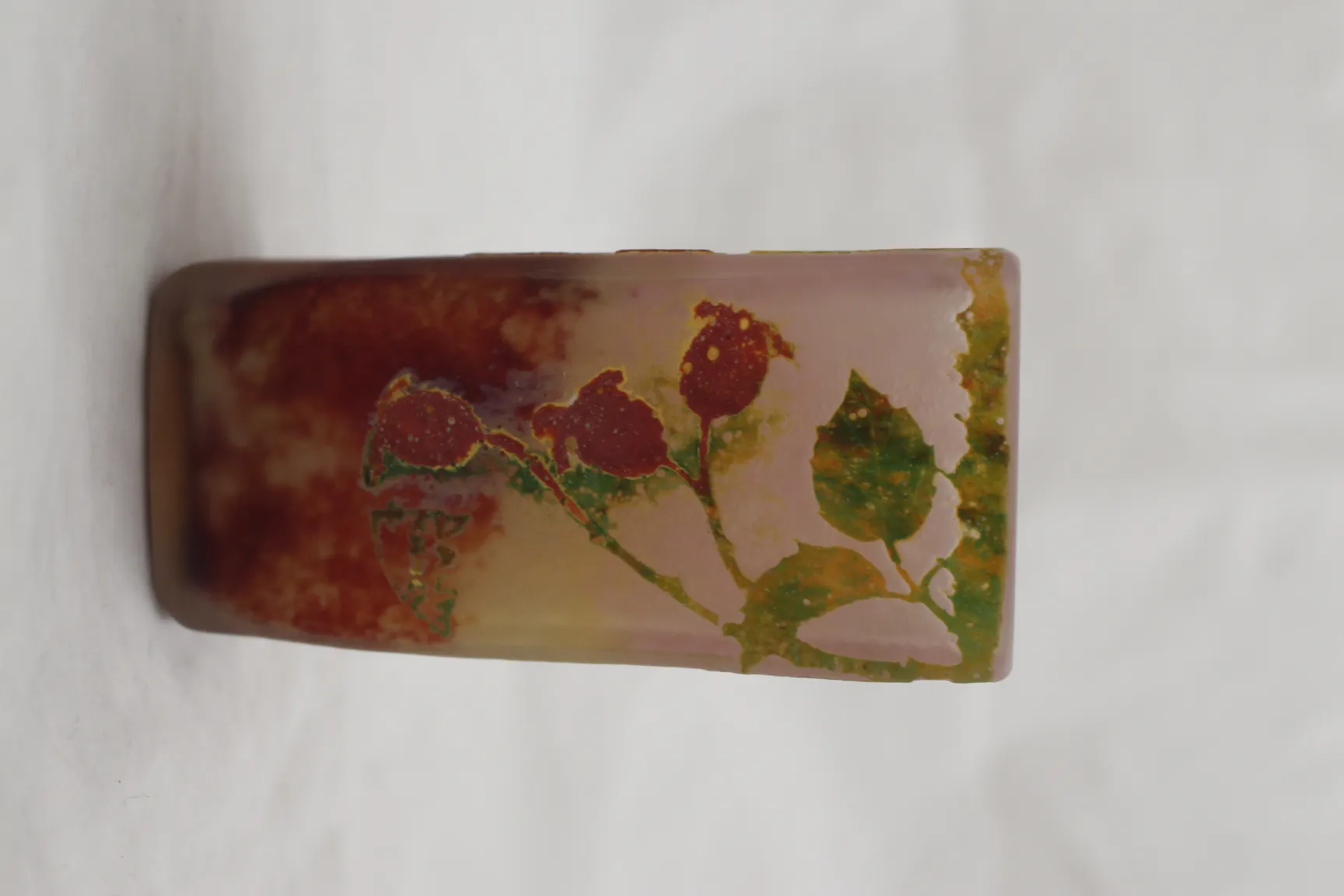 Signed glass with floral patterns from Daum Nancy