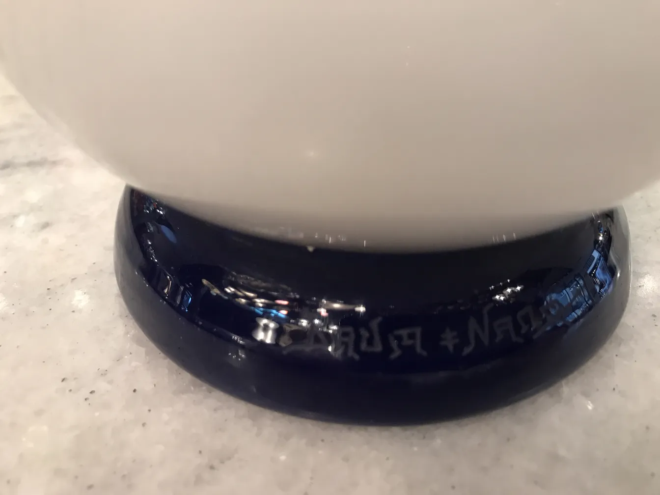 Signed glass Daum Nancy with blue base and elegant design, antiques.