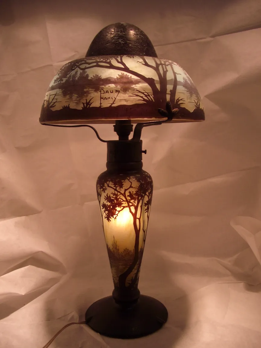 Daum Nancy signed glass lamp with tree motifs