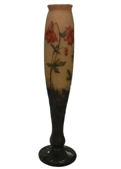 Antikes signiertes Glas Daum Nancy mit Blumenmuster