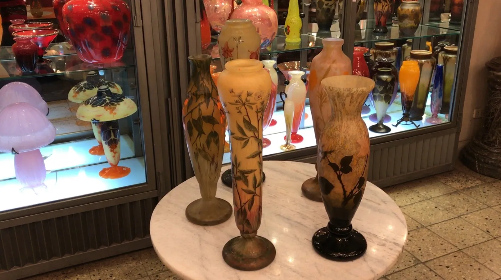 antik signiertes glas daum nancy mit floralem design