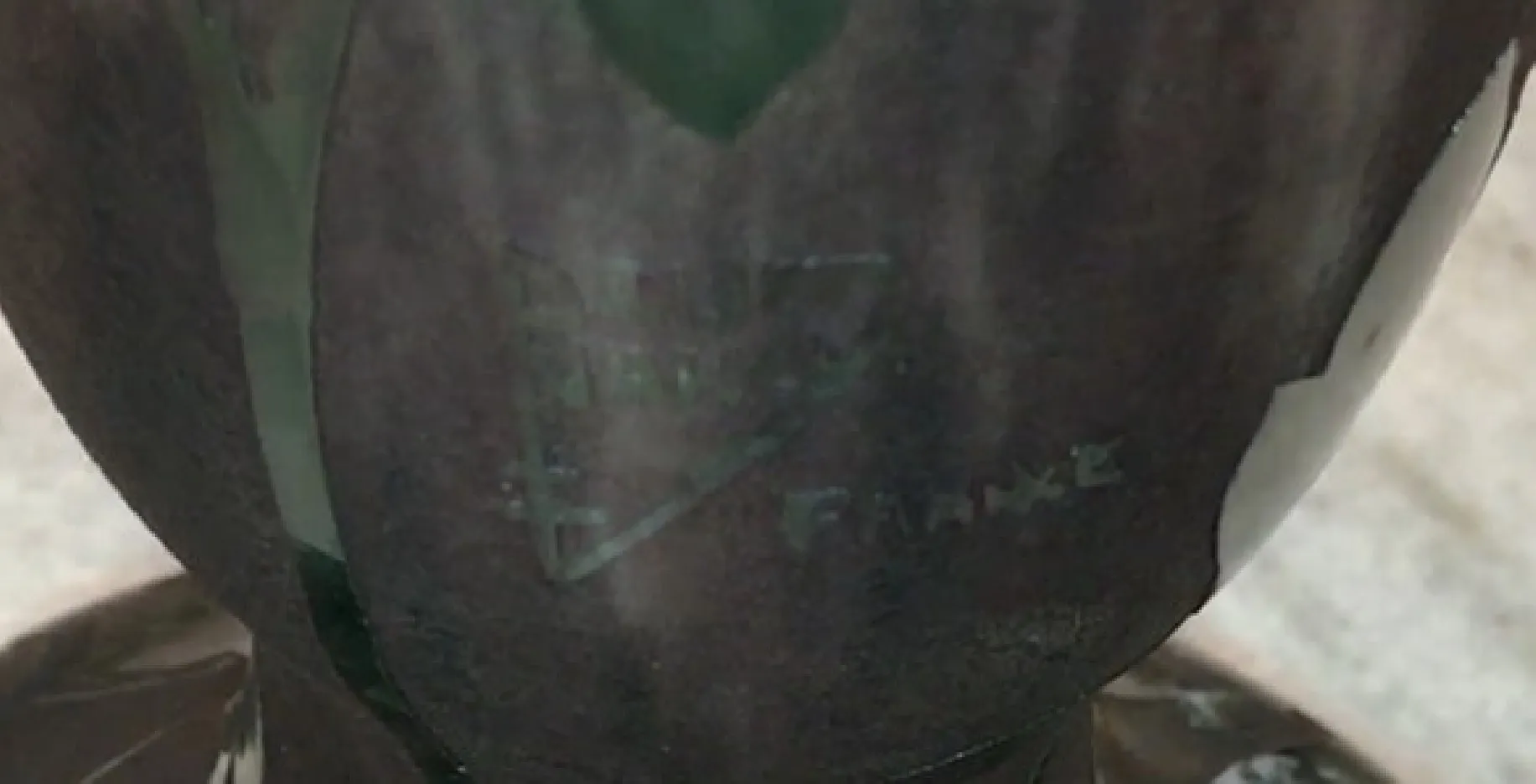 Signiertes Glas Daum Nancy, sichtbare Unterschrift an der Basis, dekoratives Antiquität.