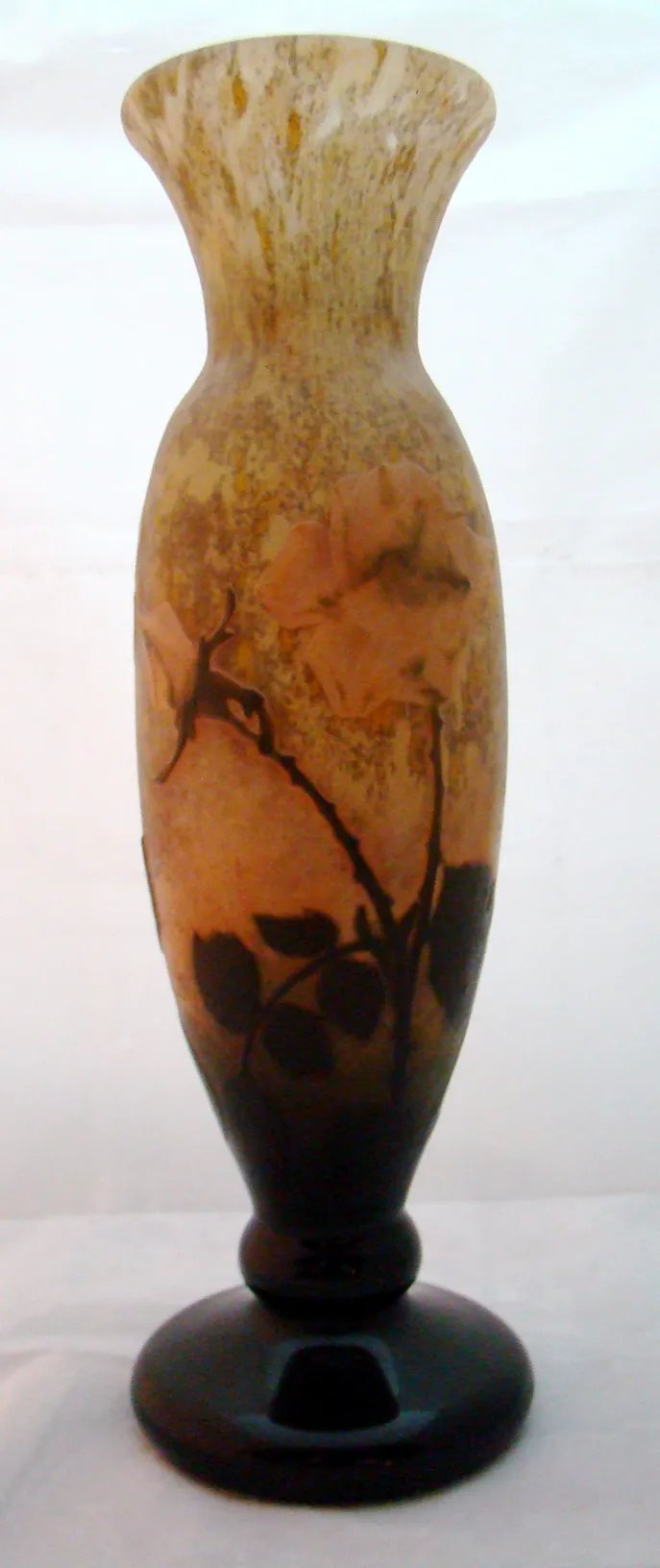 vase antico in vetro firmato daum nancy con decorazione floreale