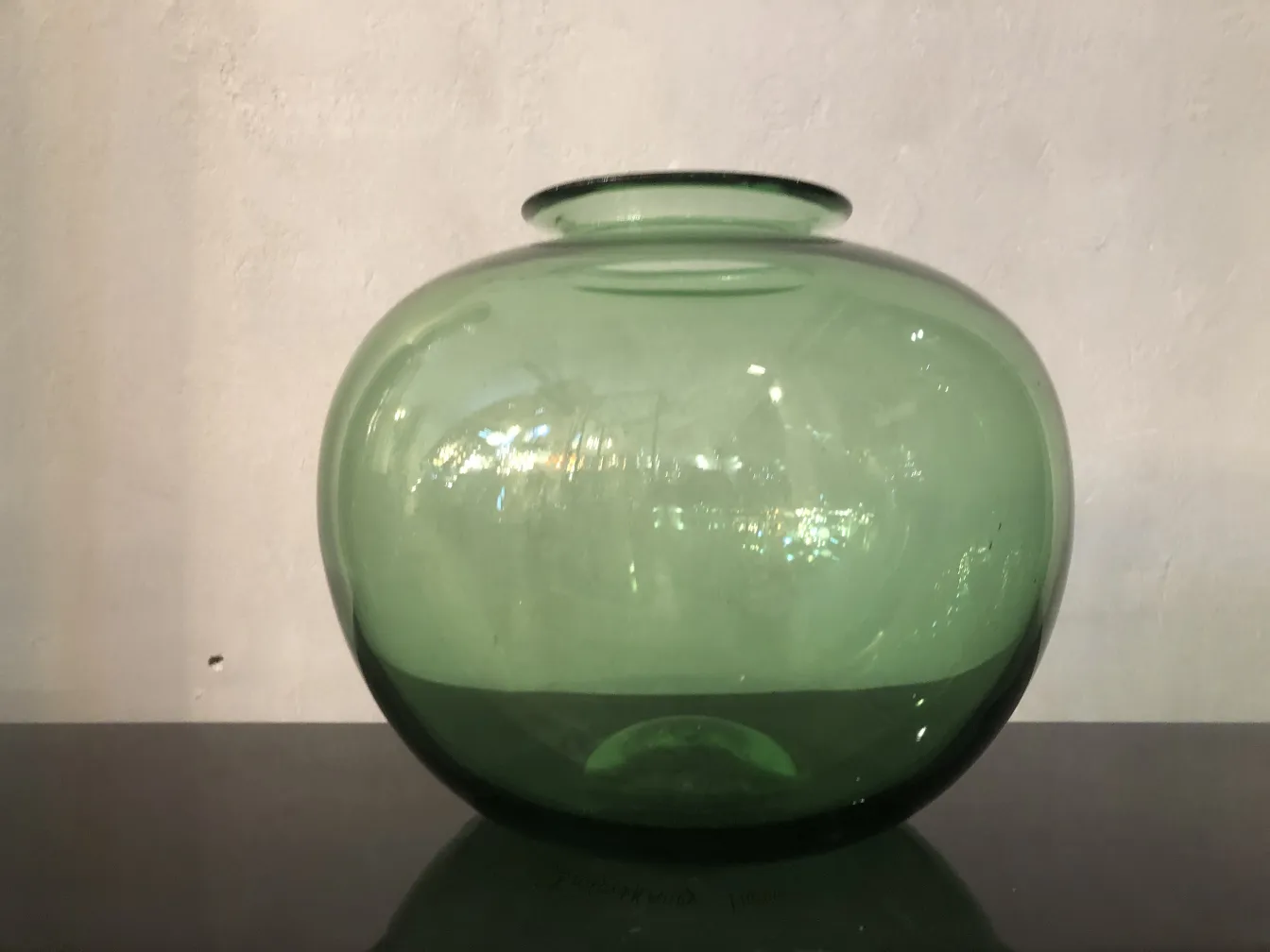 jarrón antiguo de vidrio firmado daum nancy, verde claro