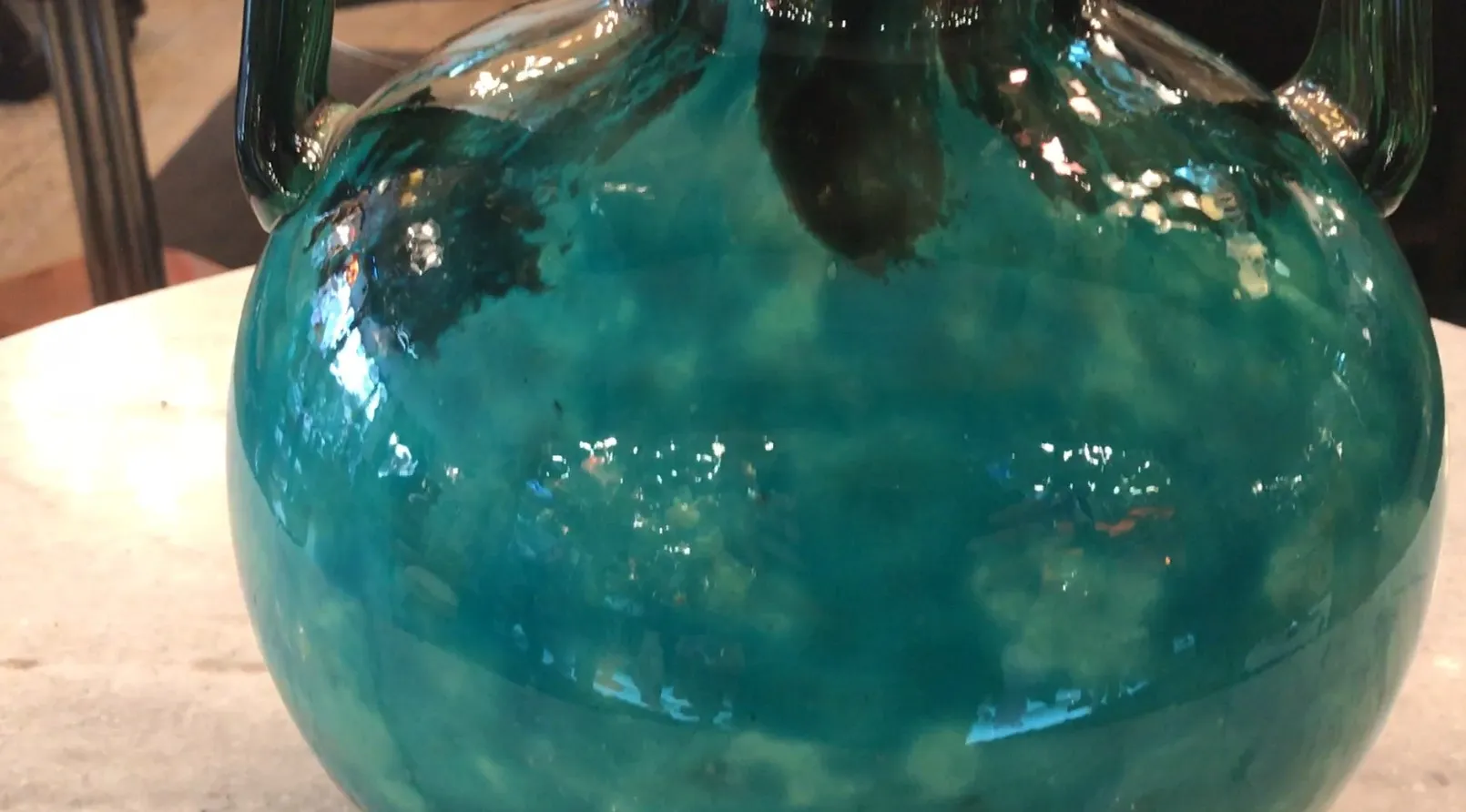 verre décoratif signé daum nancy en teintes vertes