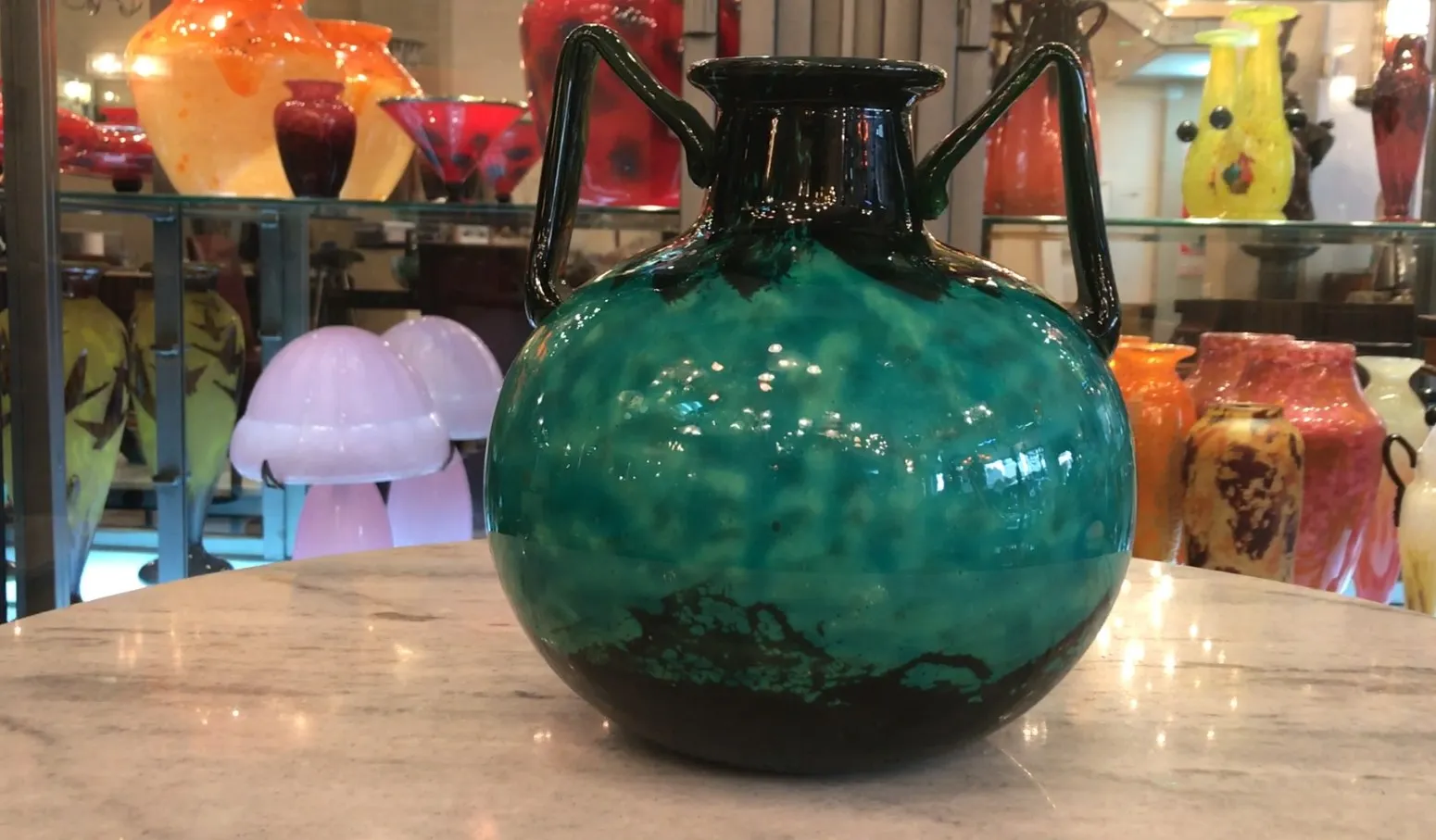 Verre signé Daum Nancy ancien, teintes vertes