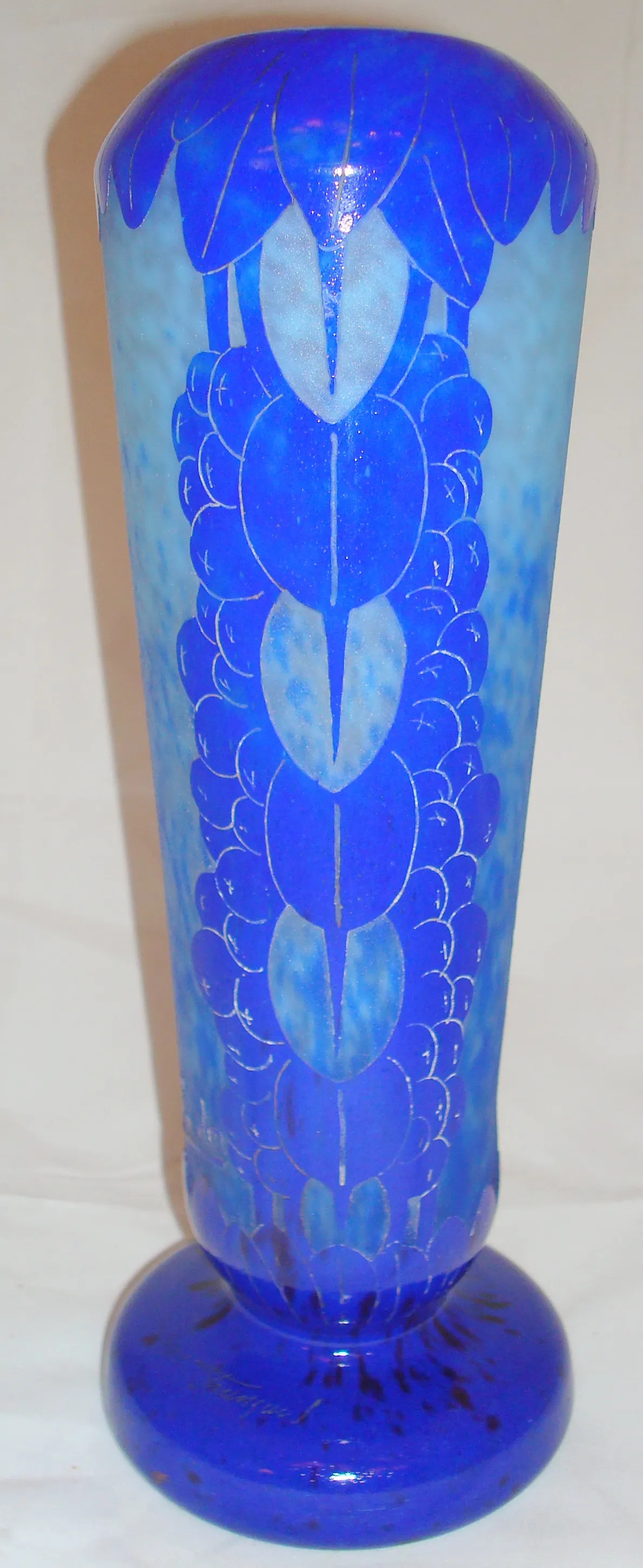 Vidrio firmado Charder decorativo azul con diseño floral