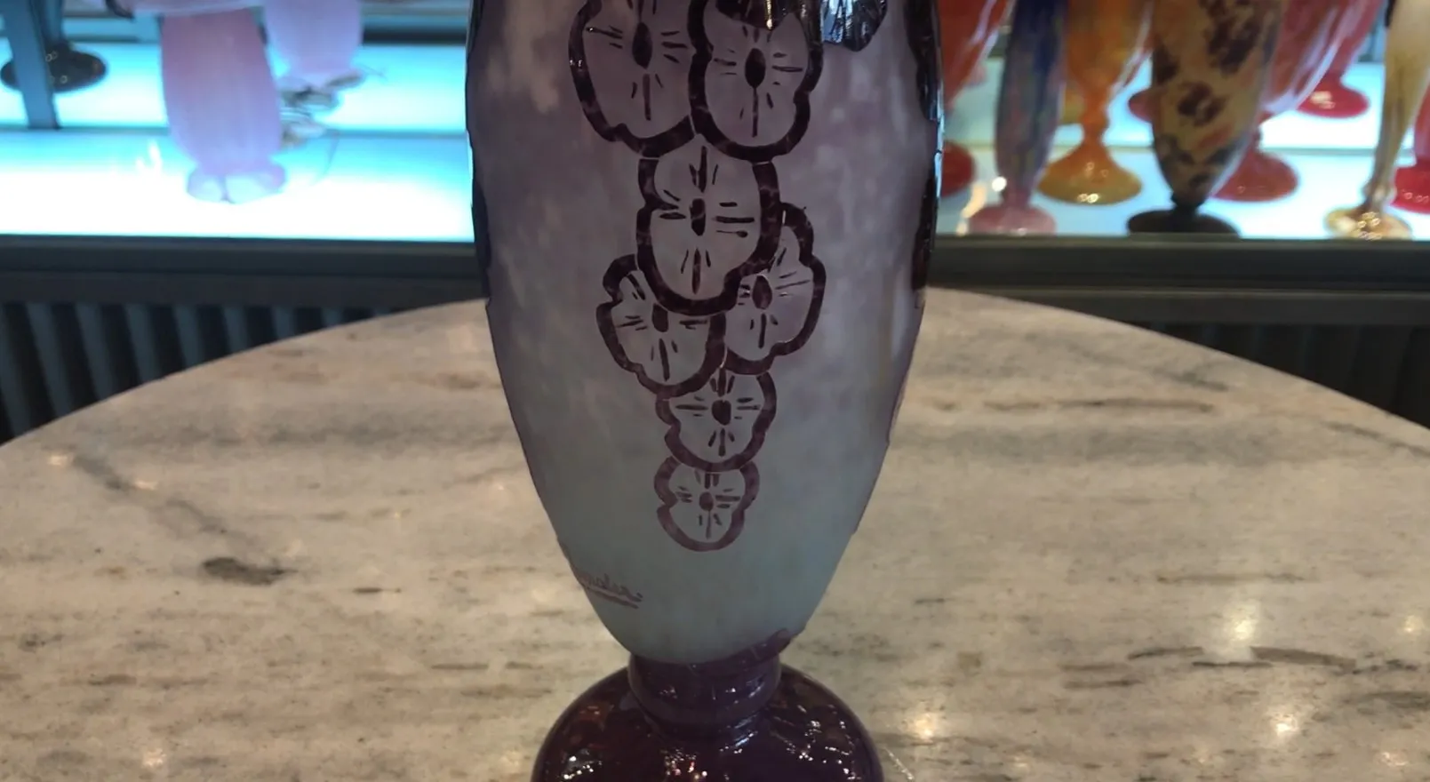 تصميم أنيق الزجاج الموقّع تشاردير، قطعة عتيقة