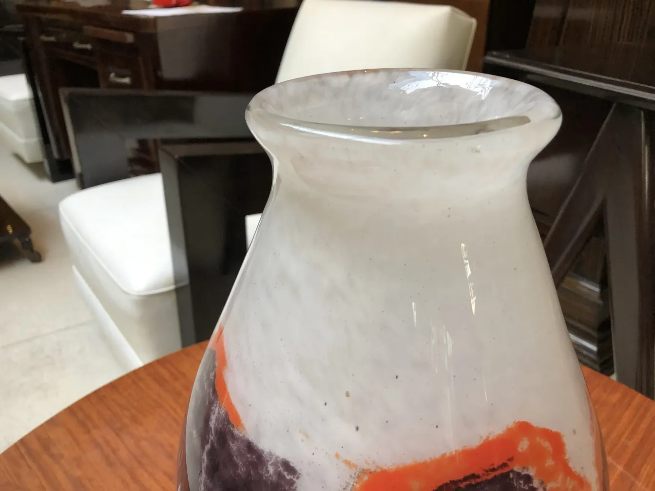 装饰性强烈的签名玻璃Degué