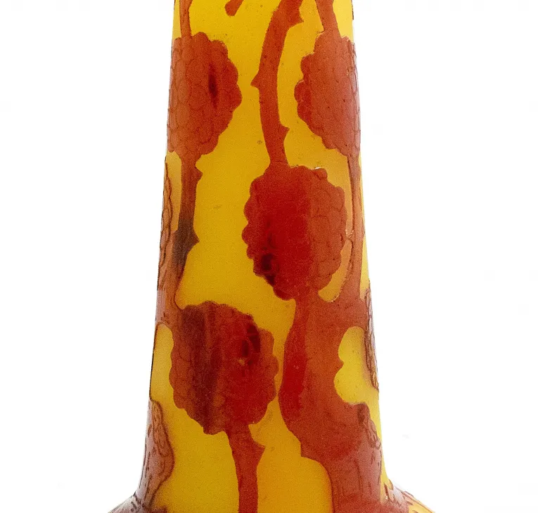 Vidro antigo com padrão de doces e cores vibrantes