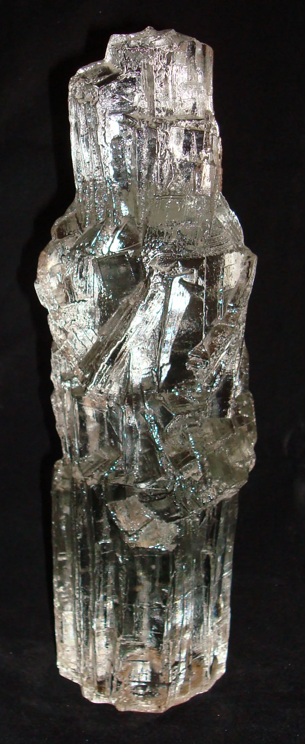 Signiertes Glas mit einzigartiger Textur, antik und schön.