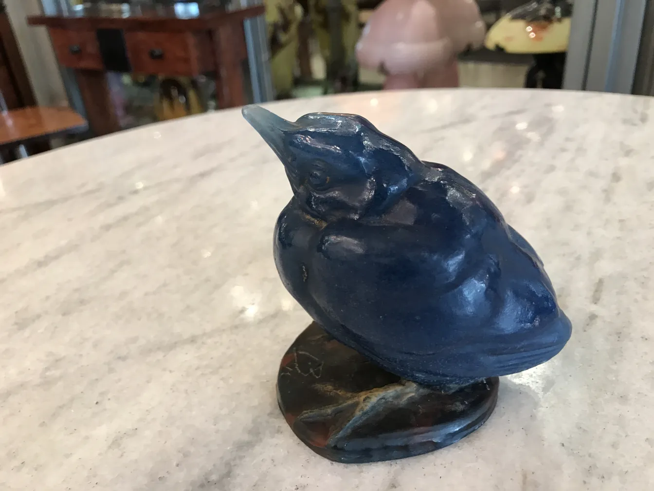 figura de pássaro em vidro assinado, azul com base