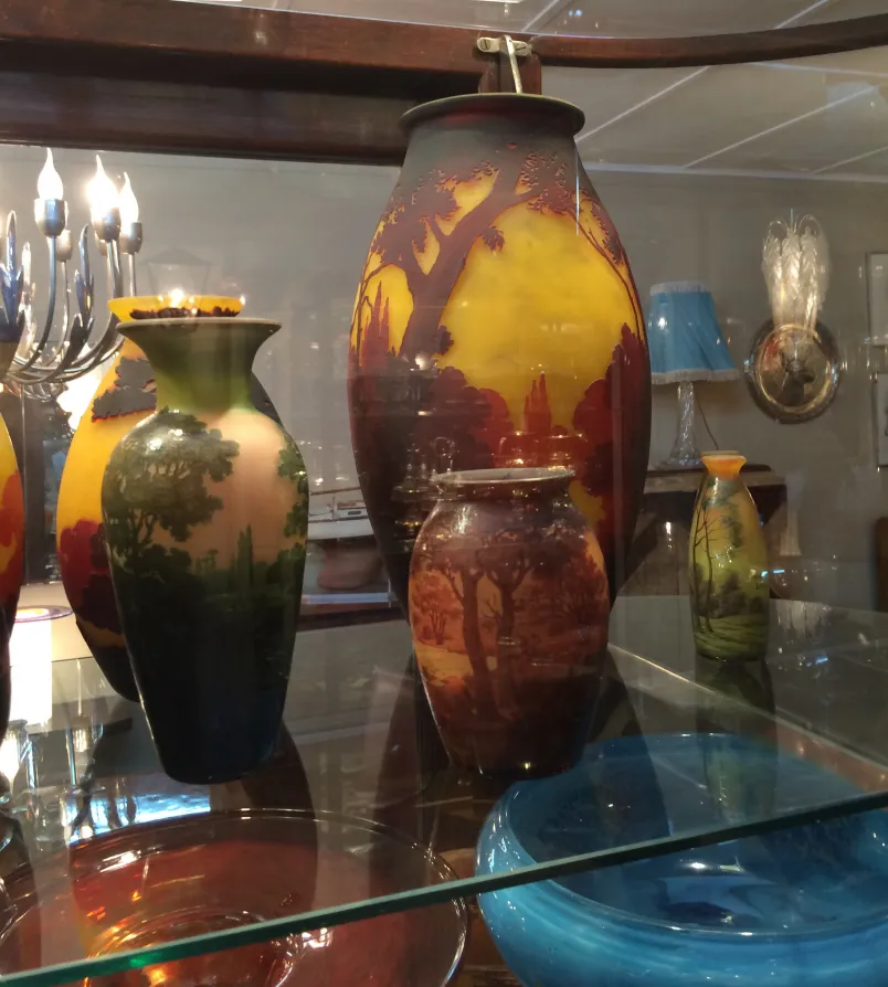 Verre ancien signé D'Argental avec d'autres décorations