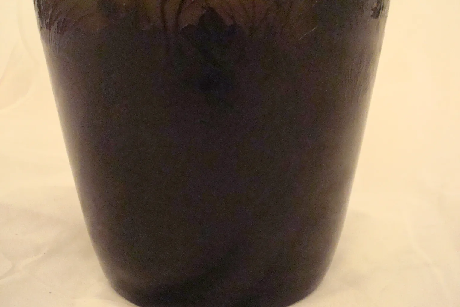 Signiertes Glas D'Argental mit elegantem antikem Design