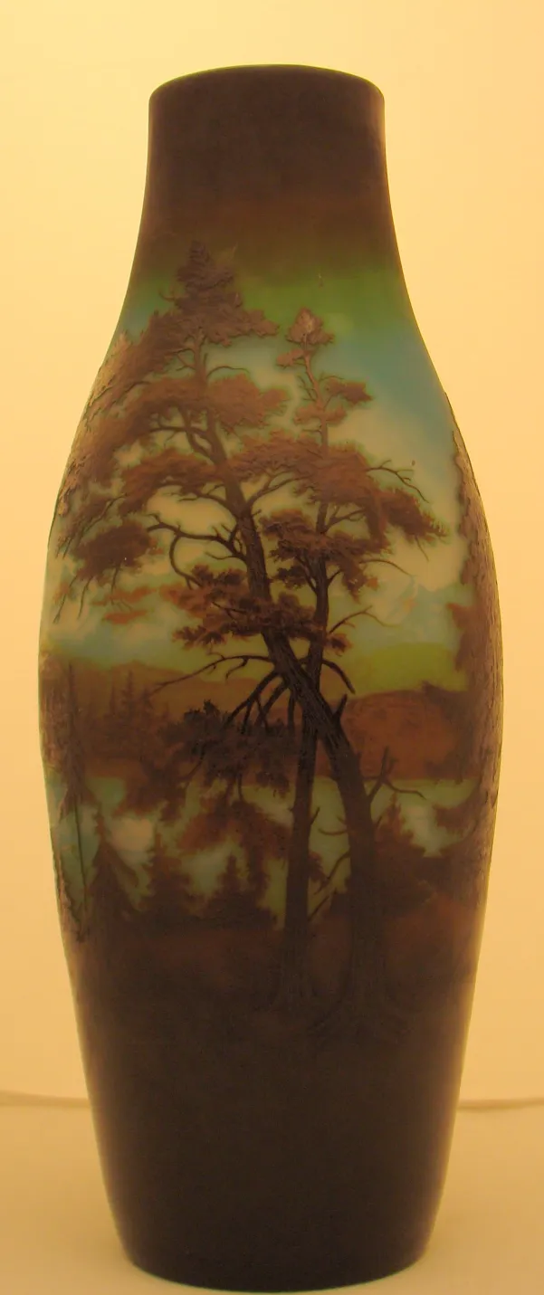 Verre signé D'Argental avec paysage d'arbres
