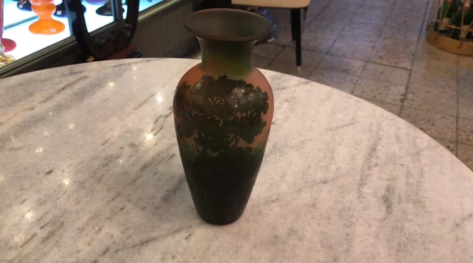 vidro com assinatura d'argental, decoração natural