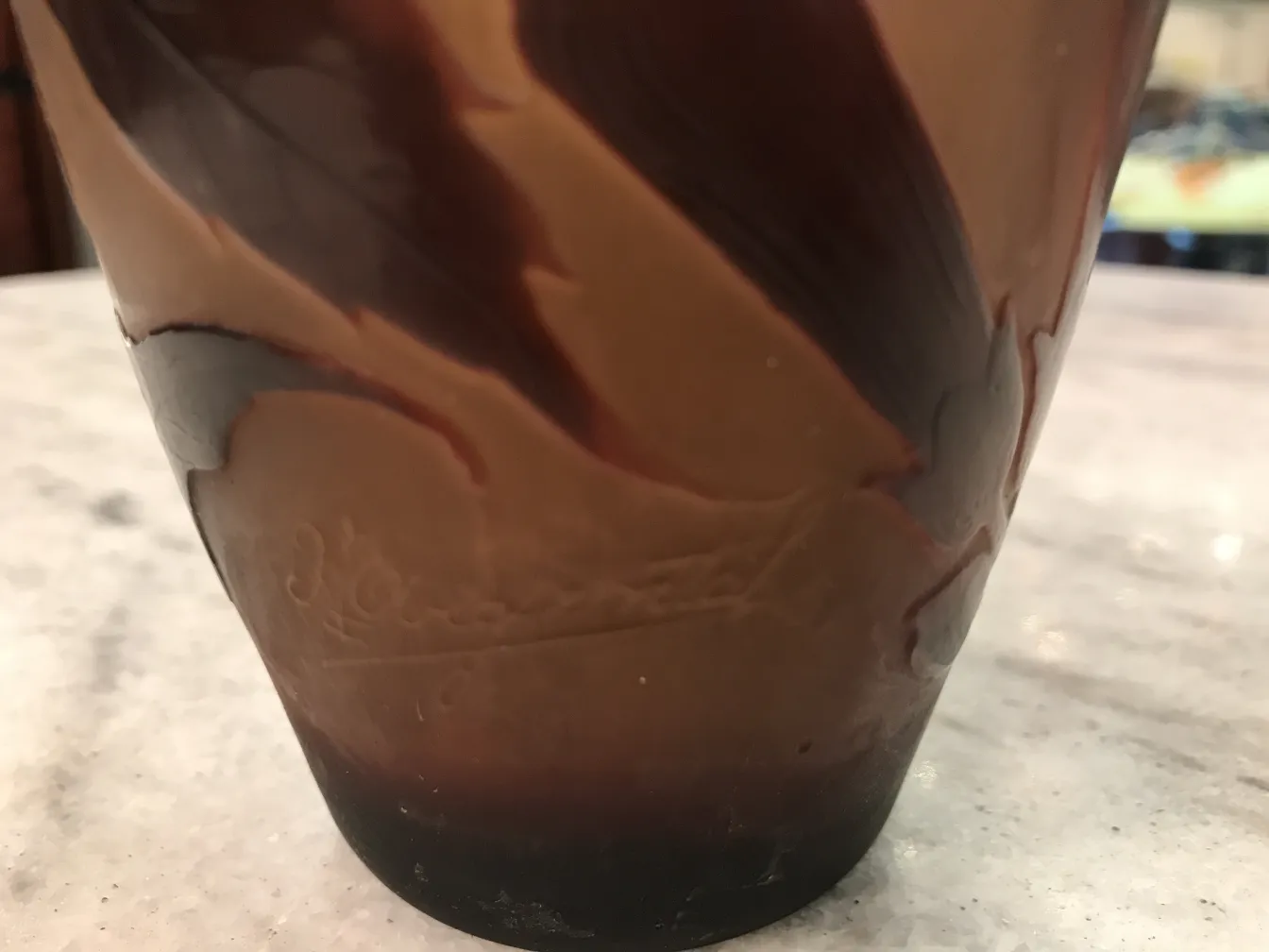 签名玻璃D'Argental，古董物品，带有优雅的设计。