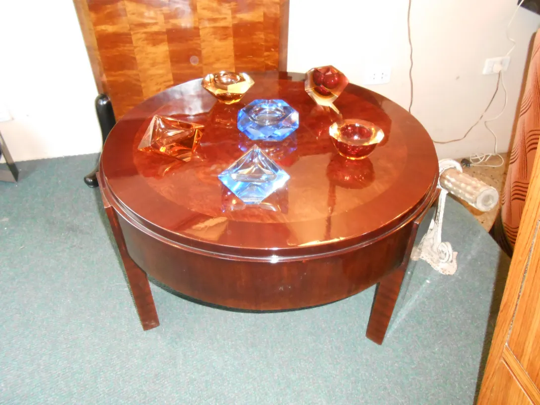 Antique coffee table with colorful decorations