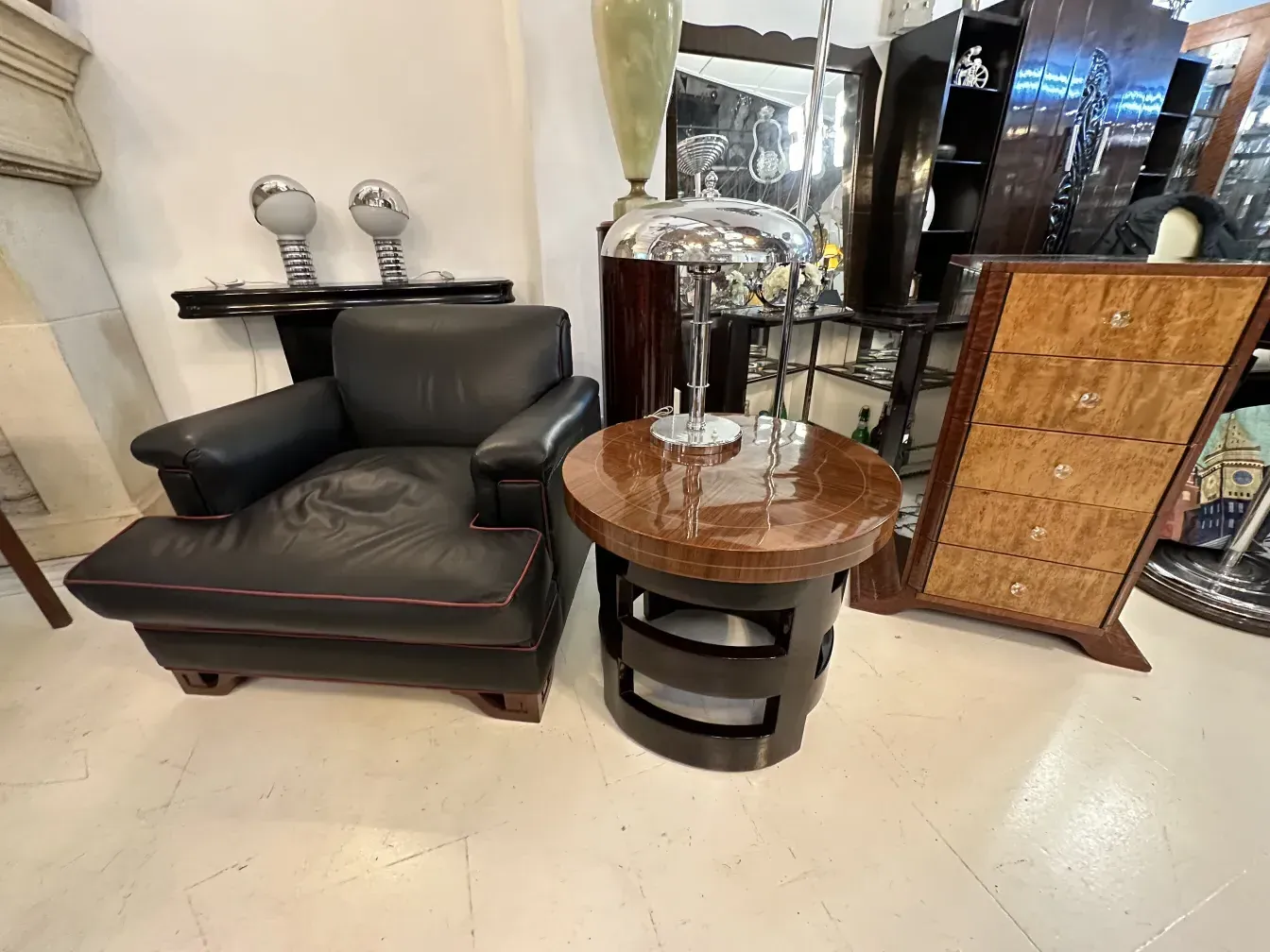 Round antique small table with detailed background