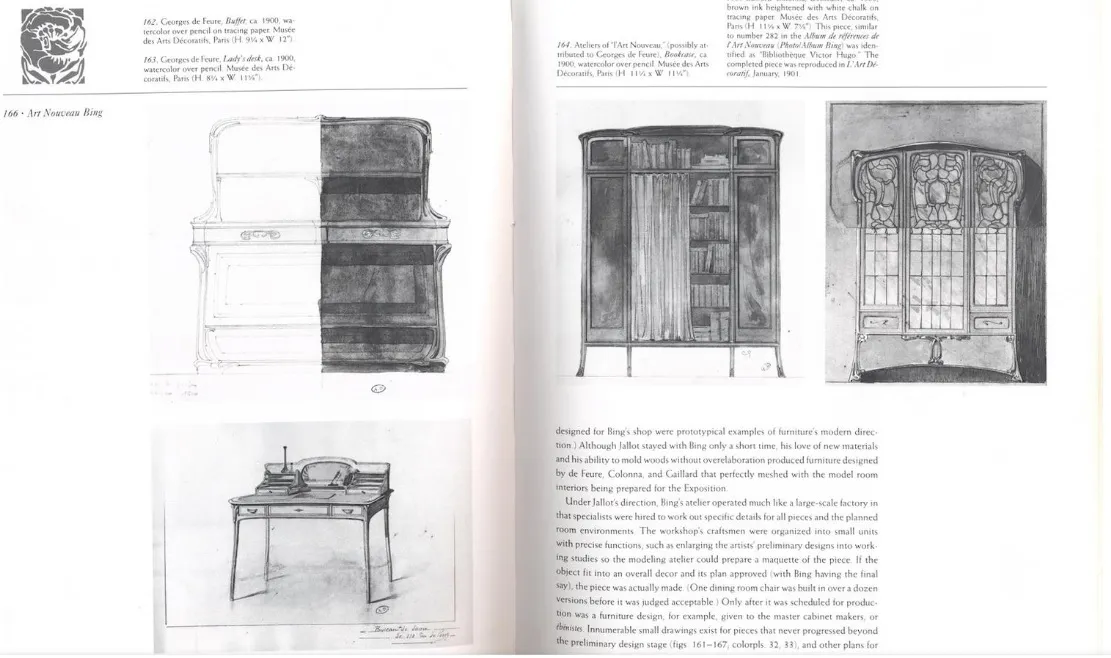 Petite table antique avec design complexe dans un cadre classique.