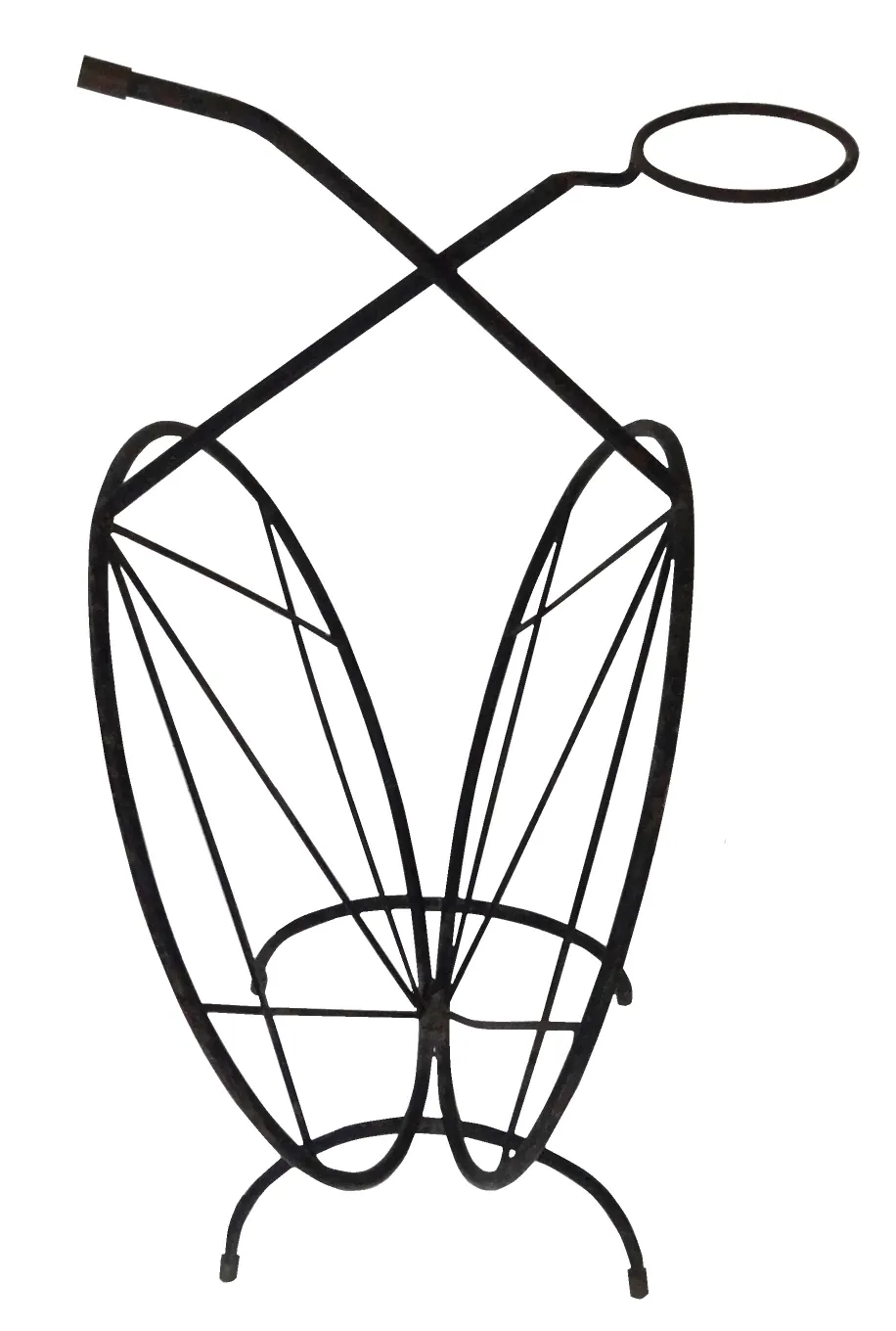 mesita antigua con diseño elegante, forma curvilínea y patas esbeltas