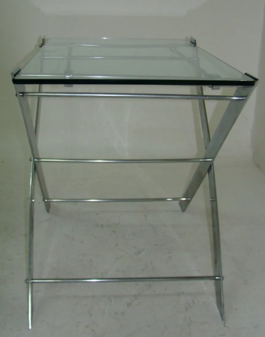 Two antique small tables with an elegant and simple design.
