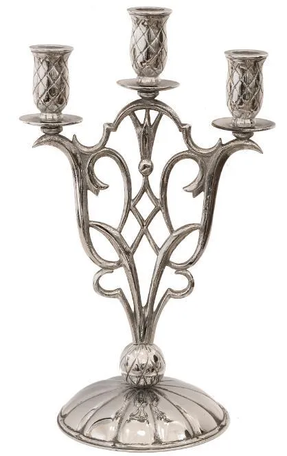 Castiçais antigos de três braços no estilo Art Nouveau