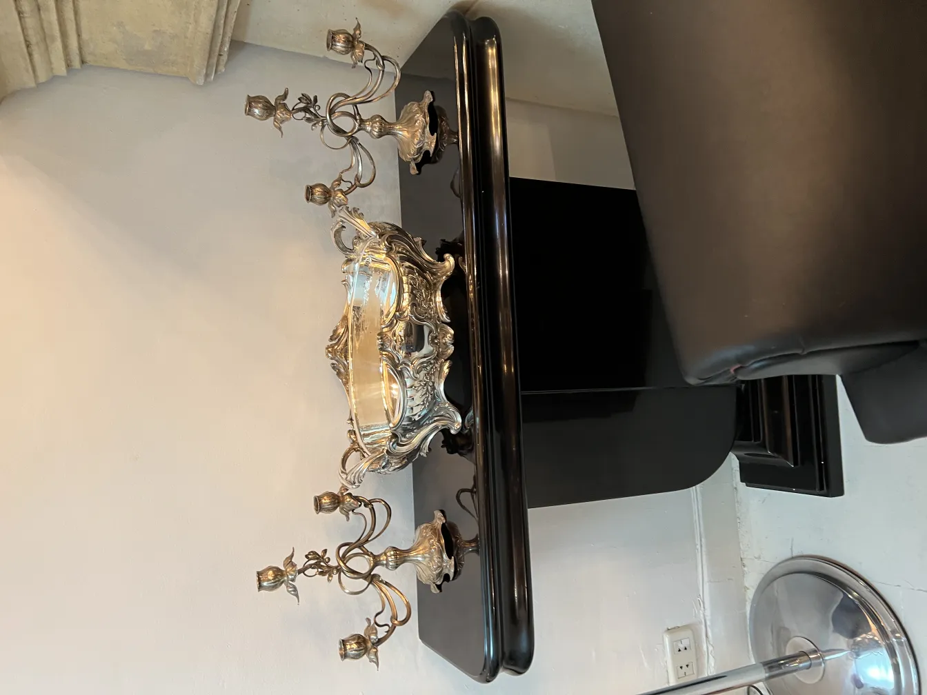 2 candélabres anciens art nouveau avec fleurs décoratives