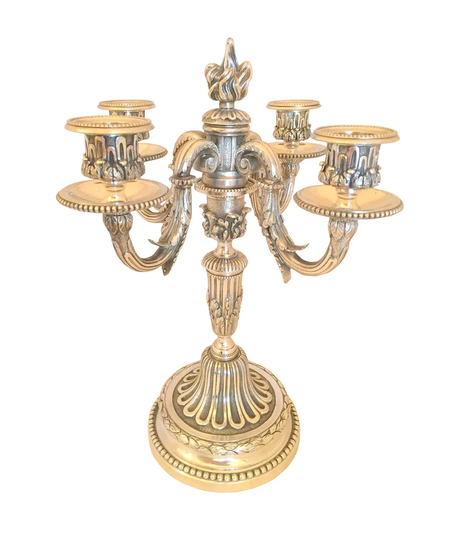 2 castiçais antigos art nouveau com design elegante