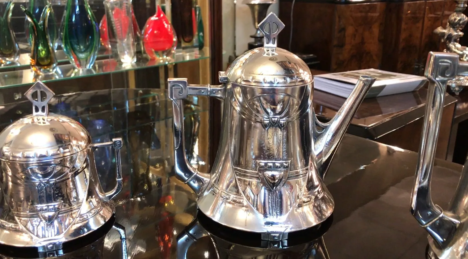 古董茶具WMF，带有精致的设计