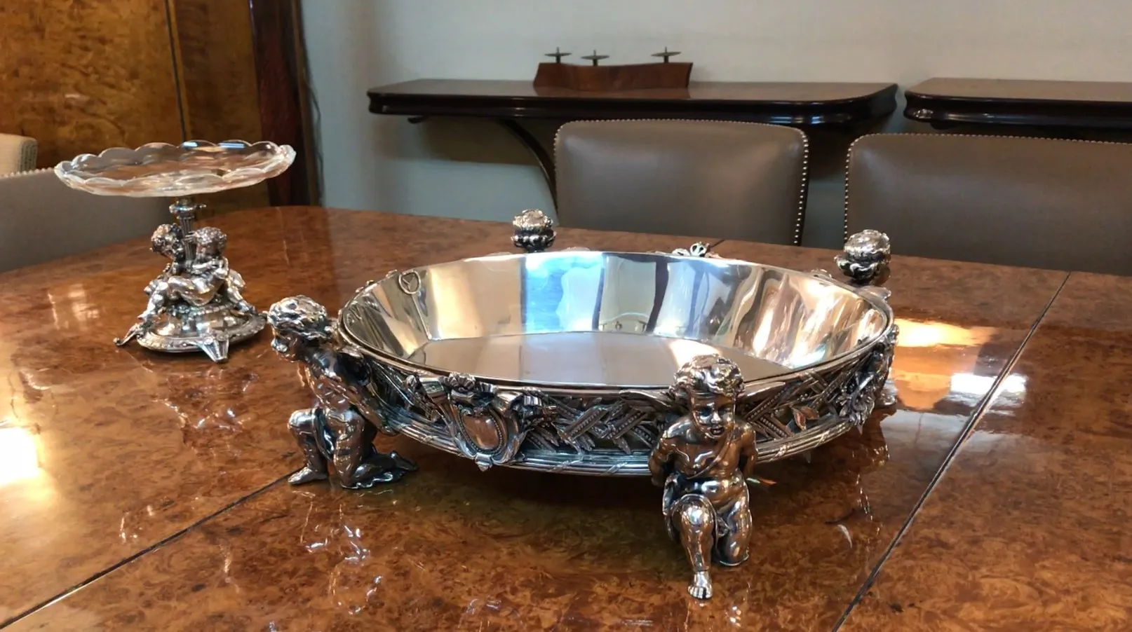 टेबल की सजावट प्राचीन Christofle में सजावटी आकृतियाँ