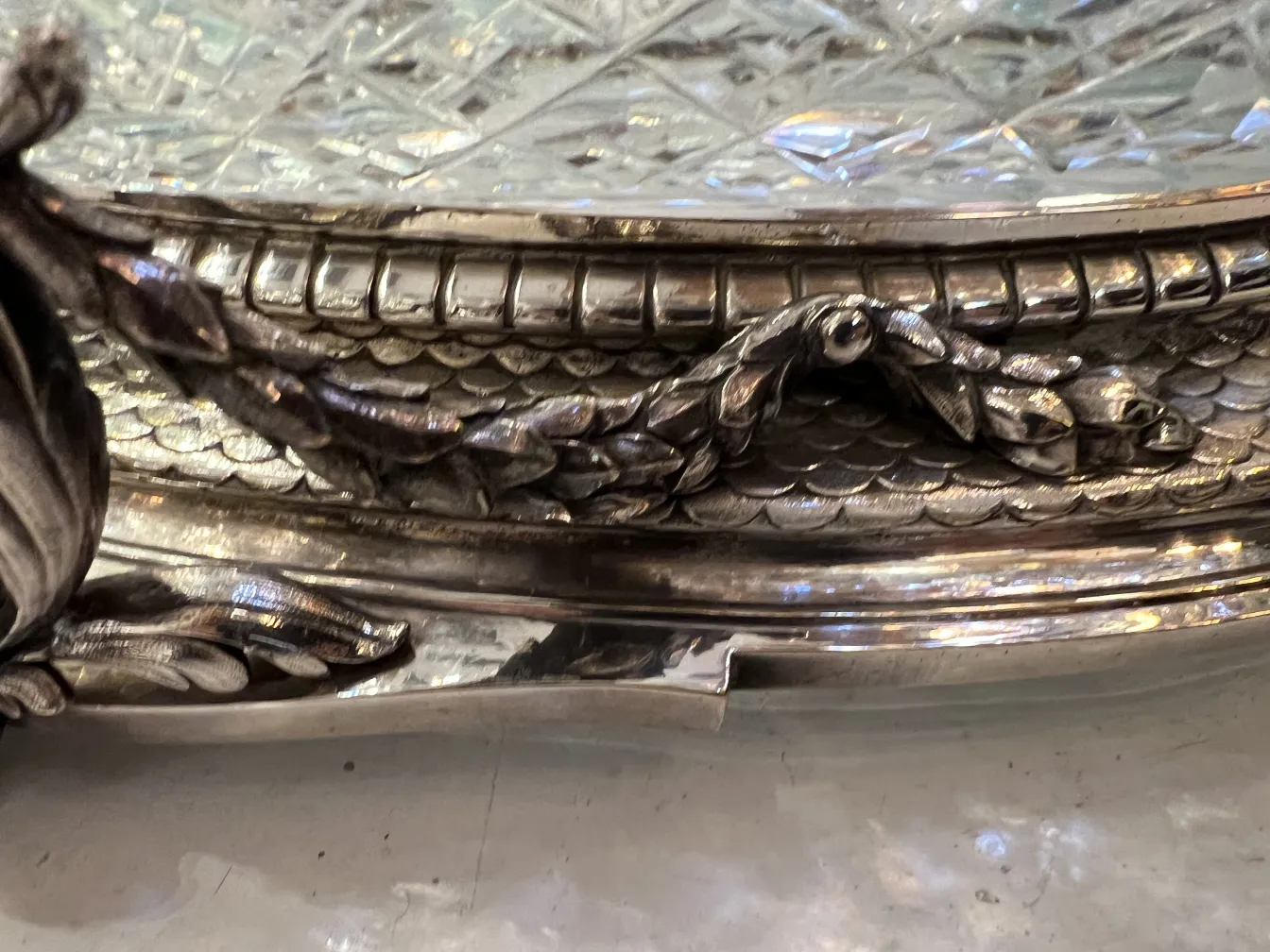 구식 중앙부 장식 christofle의 장식 디자인