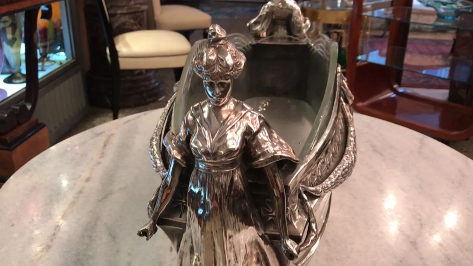 centre de table ancien WMF avec figure féminine et détails