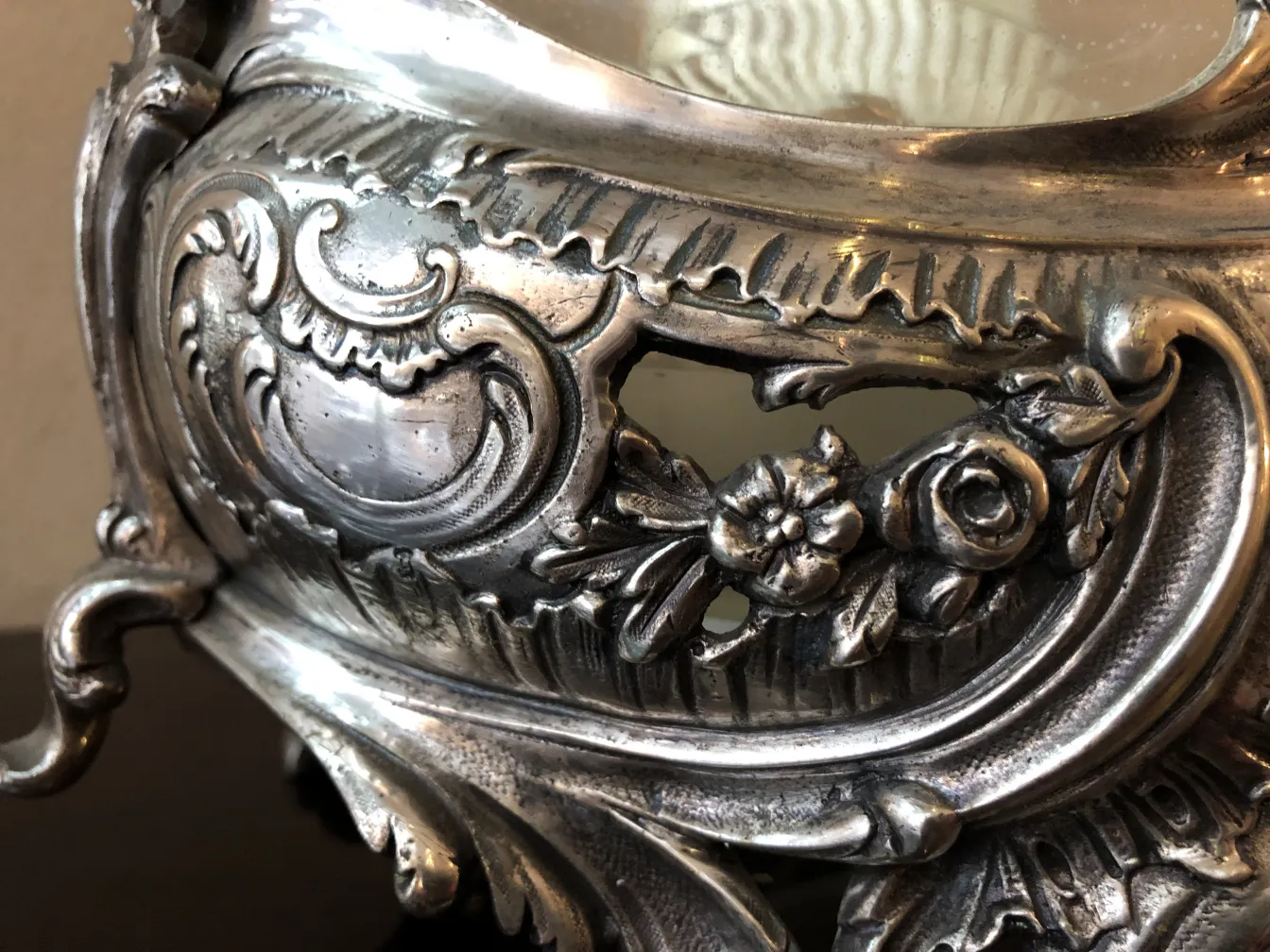 古いwmfsセンターピース、エレガントな環境に花の装飾