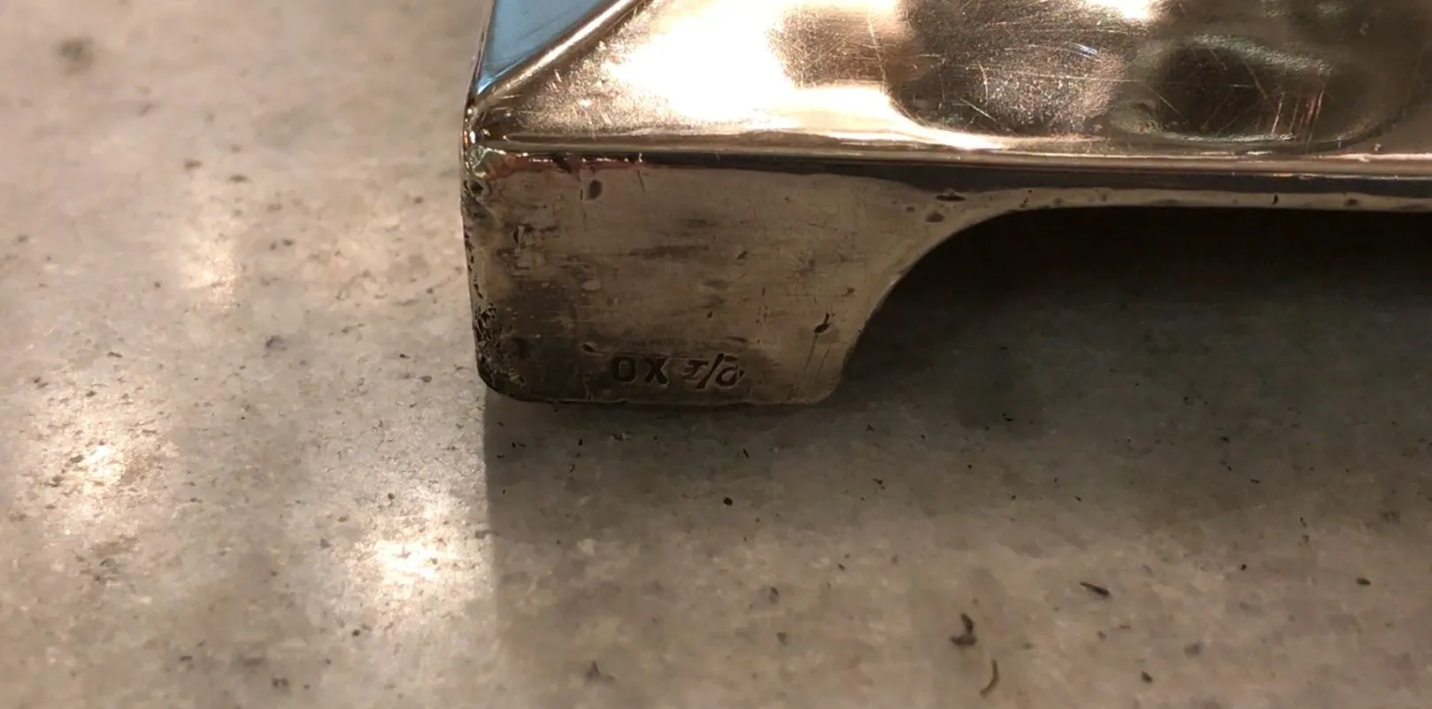 古董wmf中心装饰品，优雅的形状，底色浅色，装饰空间