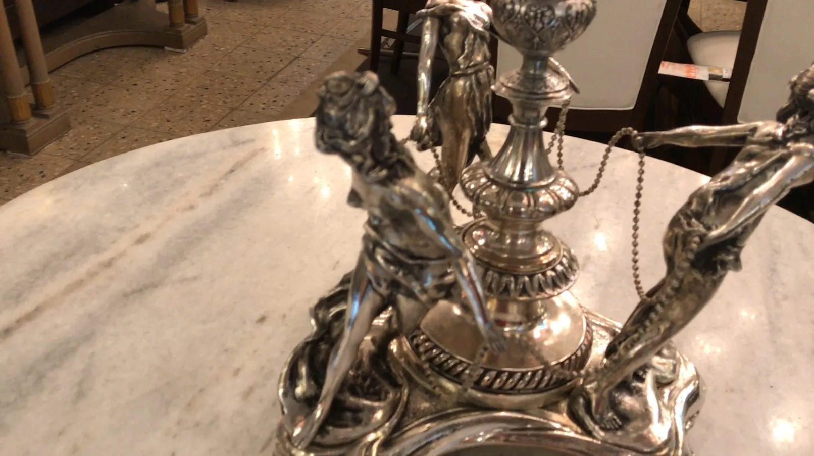 قطع مركزية للطاولة القديمة wmfdetailed design with figures