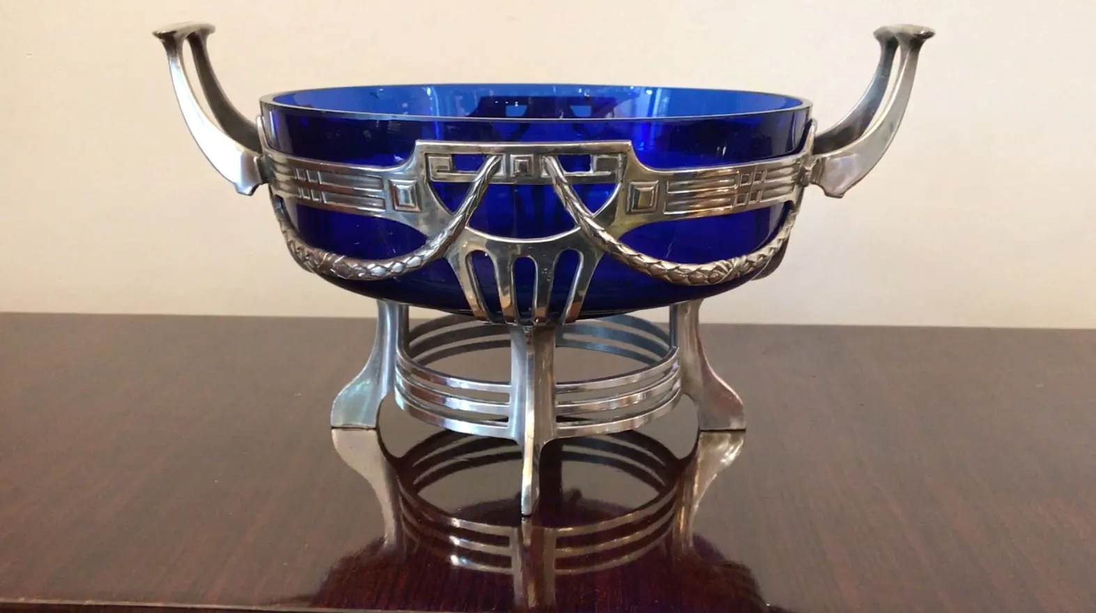 पुरानी WMF टेबल की सजावट नीले रंग में, शानदार डिज़ाइन