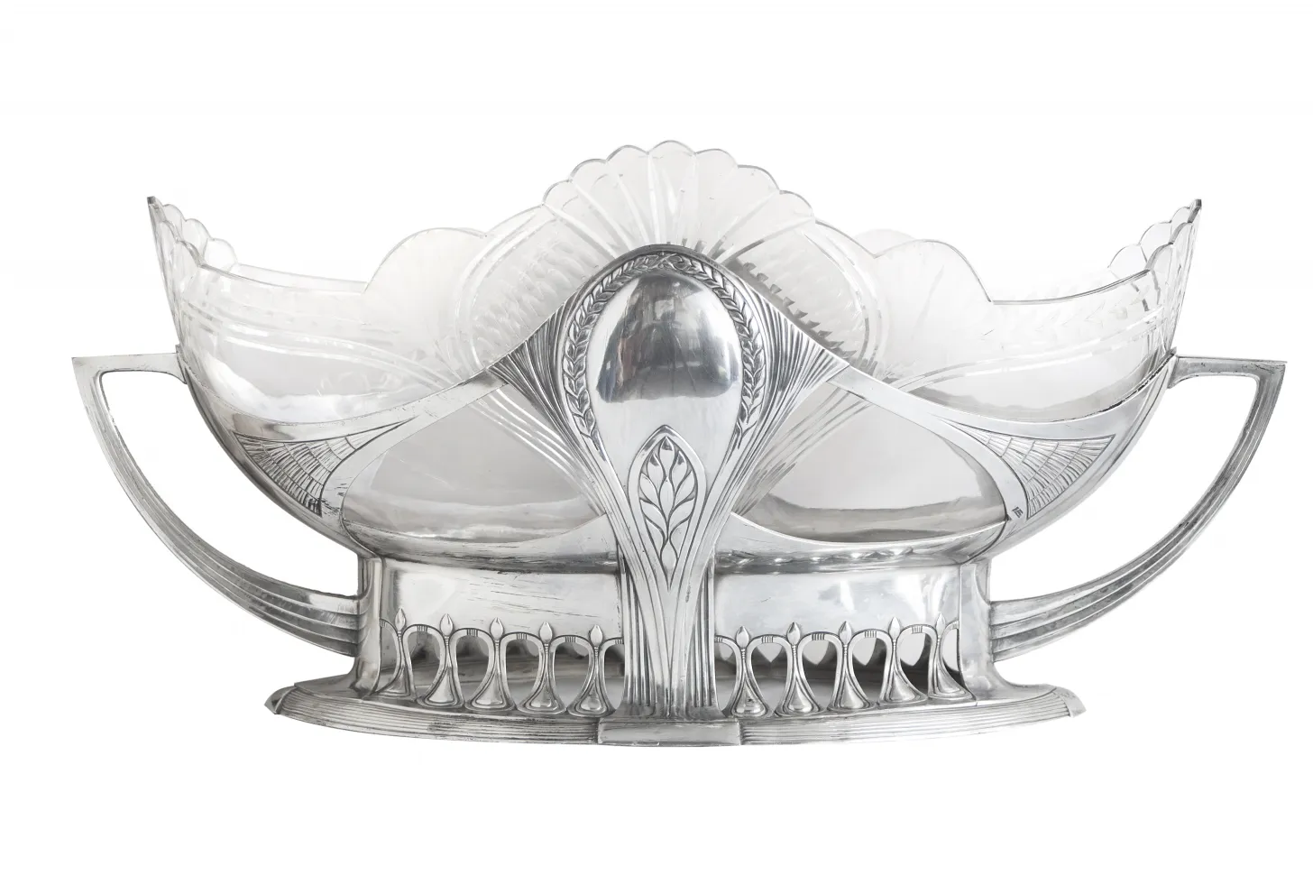 centrotavola antico WMF con design elegante