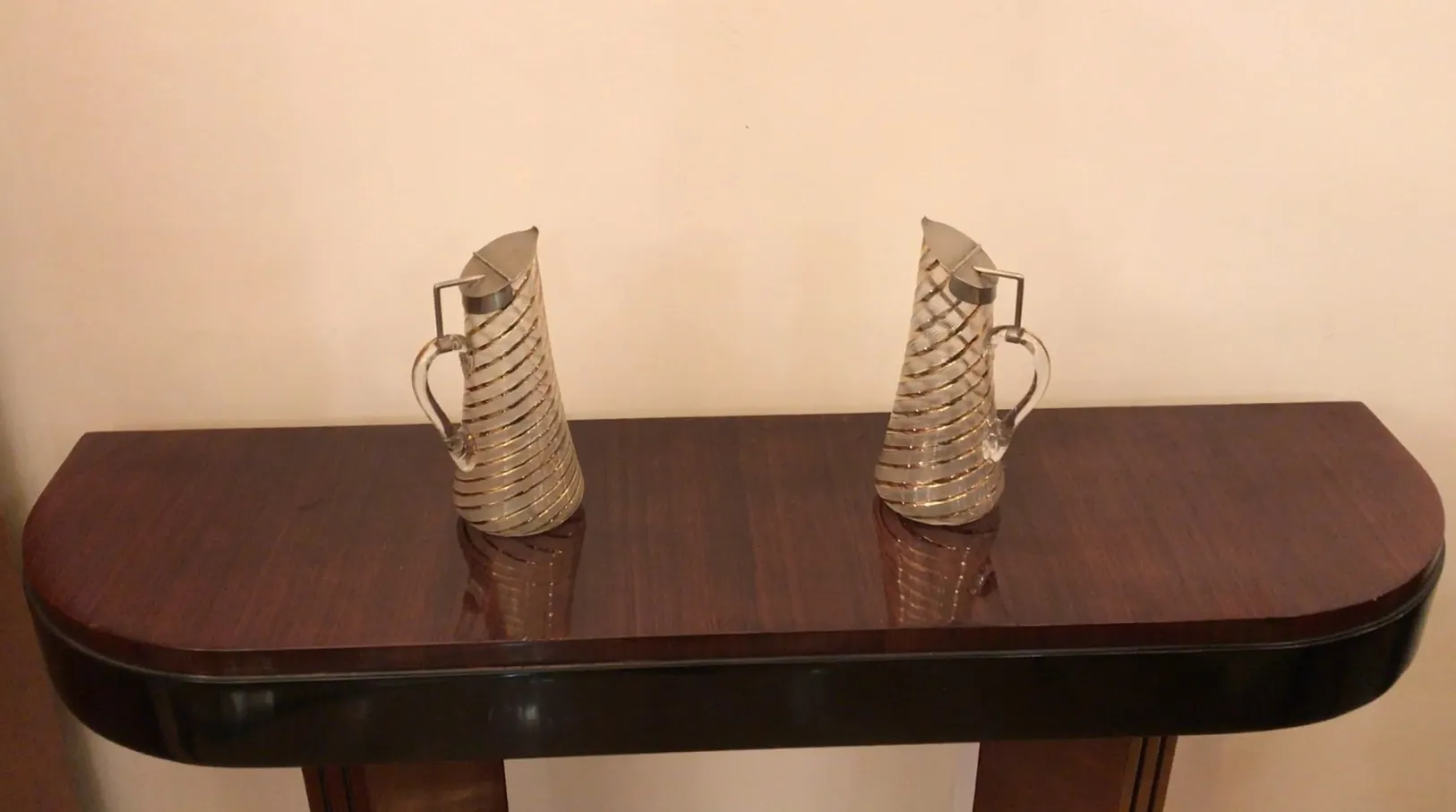 deux pichets antiques WMF avec designs en spirale