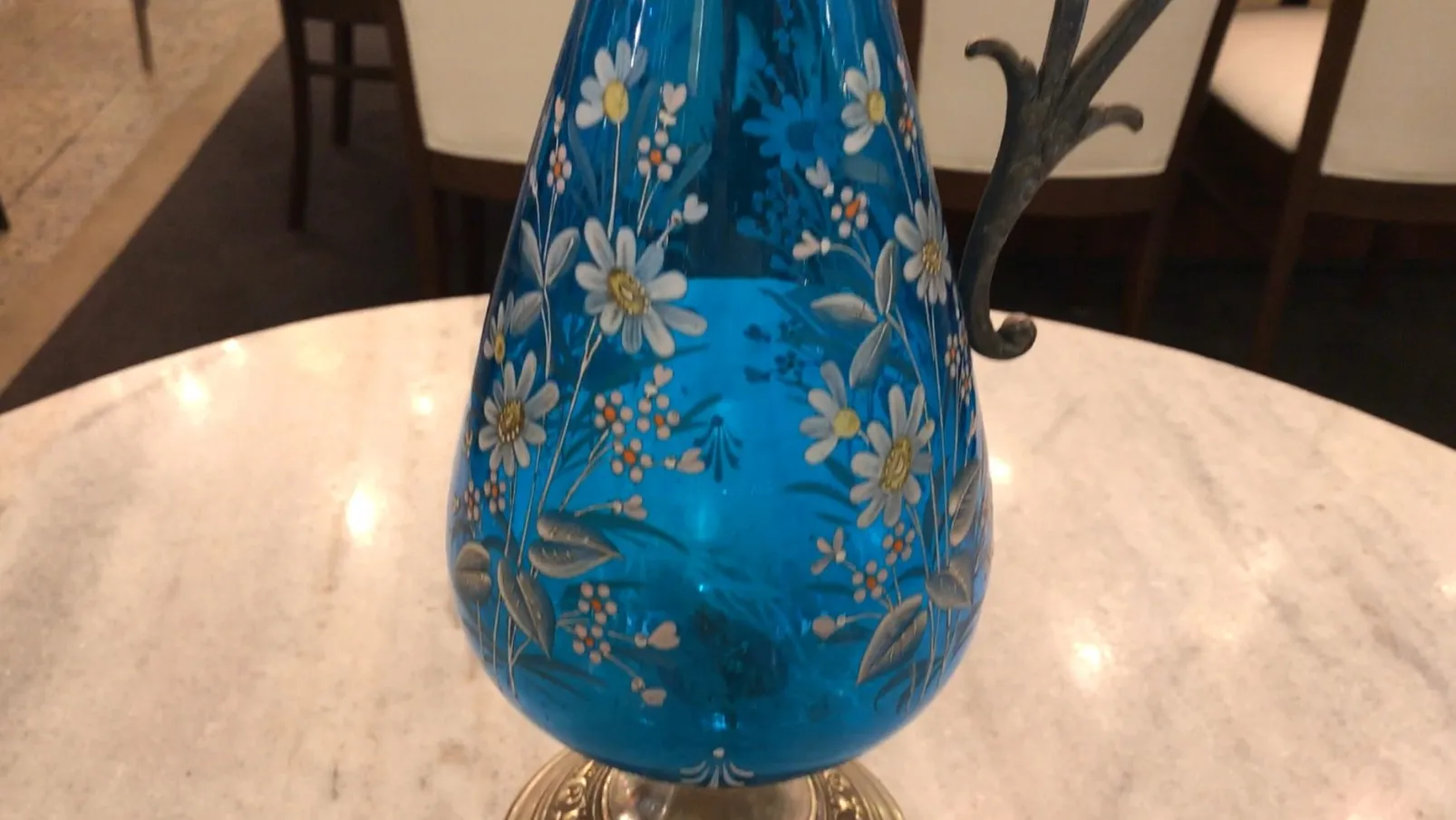 deux pichets antiques WMF avec design floral en bleu