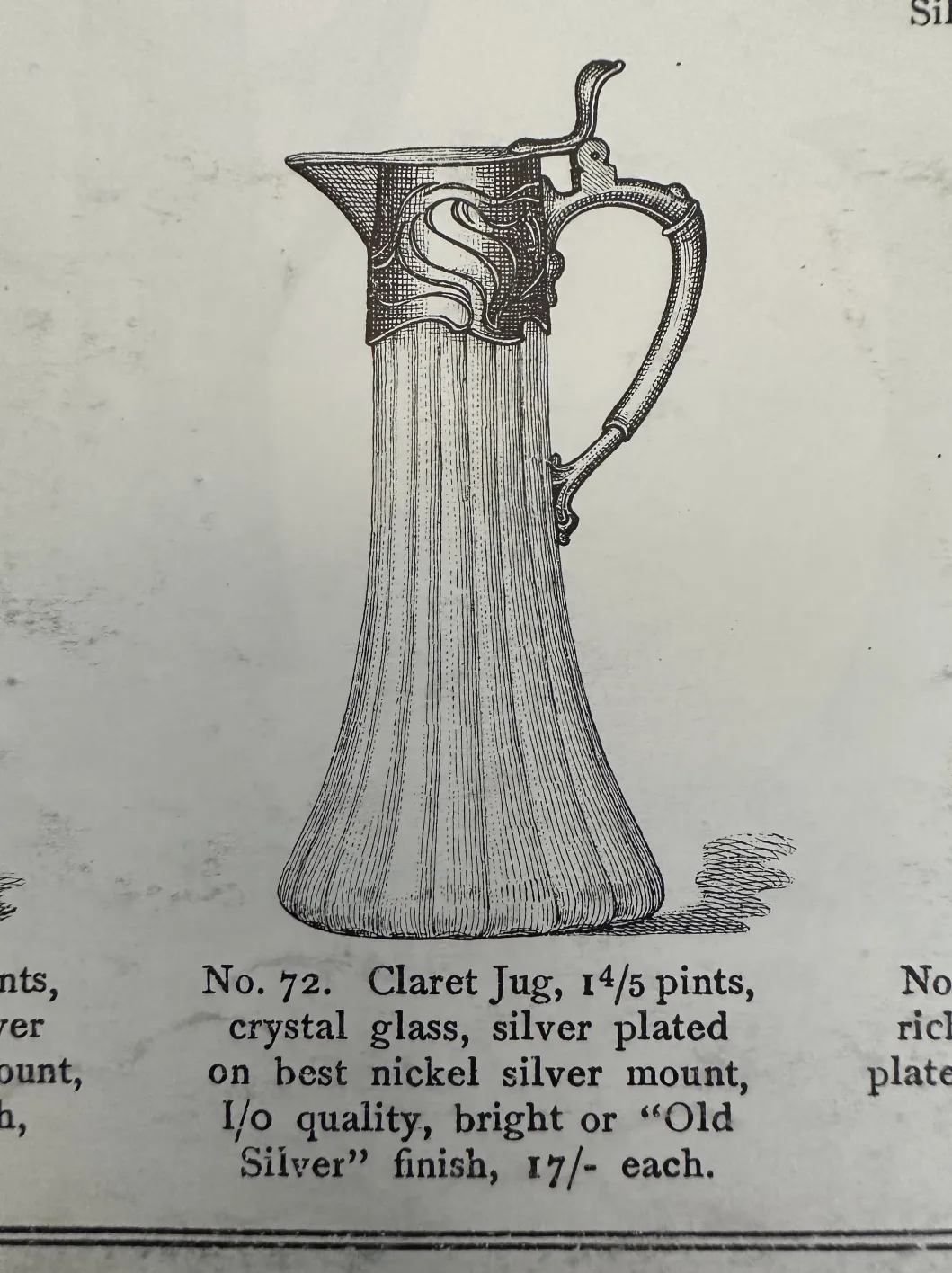 2 jarras WMF antigas com design elegante e moderno.