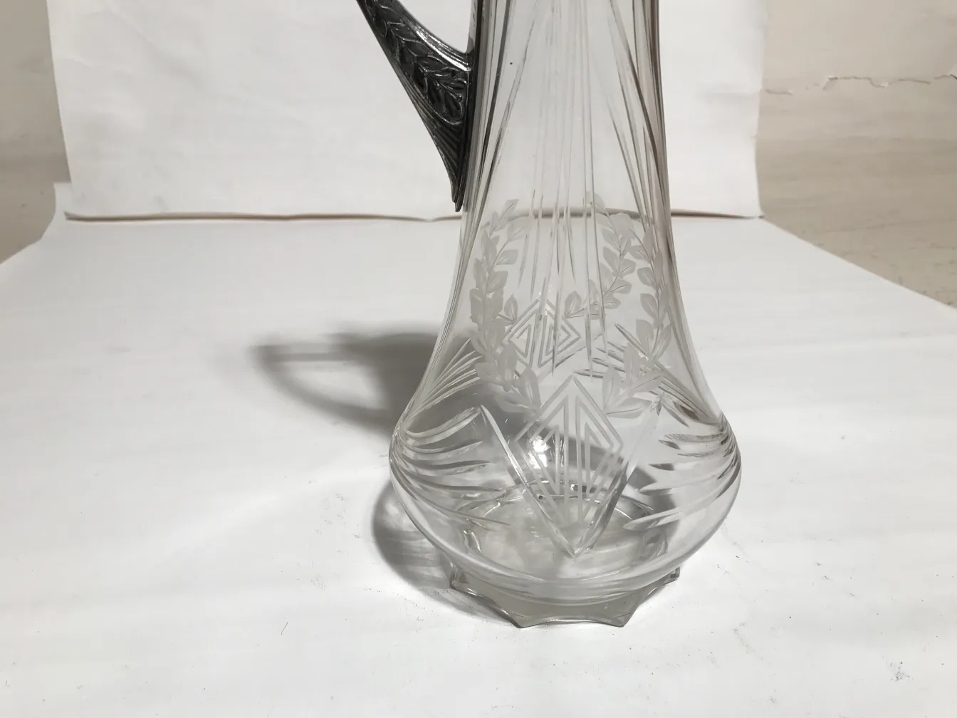 2 brocche antiche wmF con design decorativo elegante